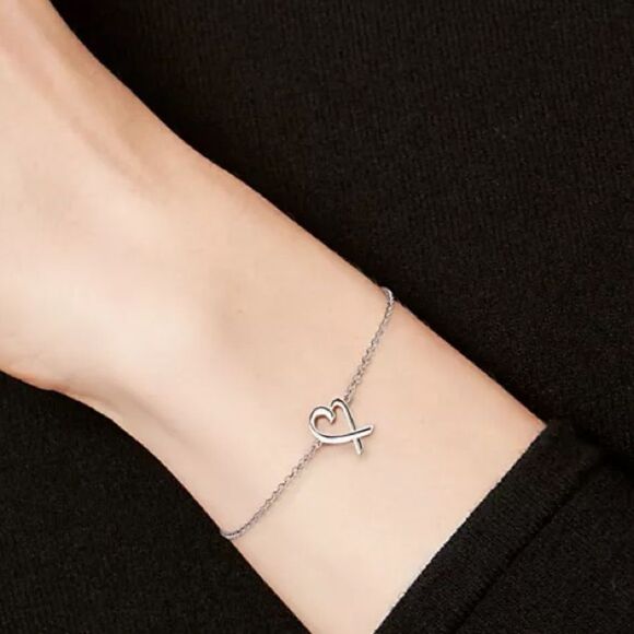 Tiffany & Co. Paloma Picasso Loving Heart Bracelet 925 Sterling Silver 7” - Picture 8 of 9
